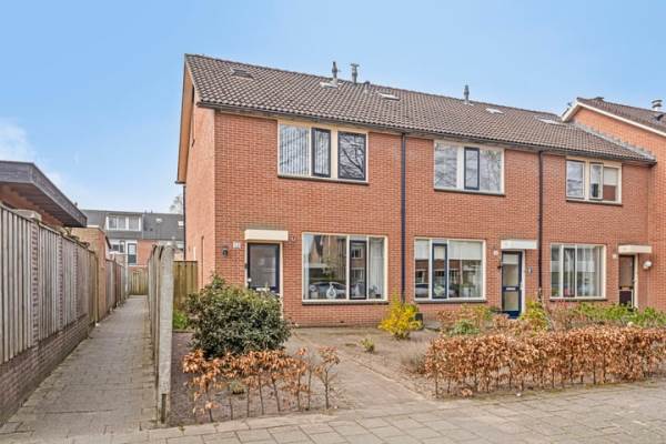 Woning Pastoor Petersstraat 52 Rijssen