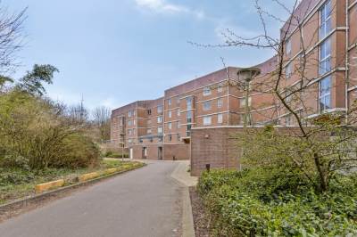 Woning Leusdenhof 374 Amsterdam