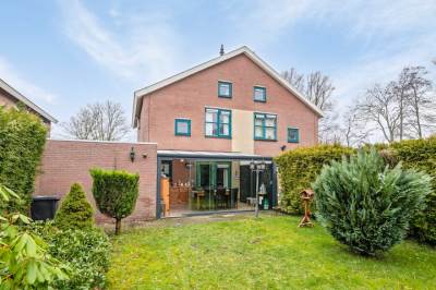Woning Simon Carmiggeltlaan 2 Hoogezand