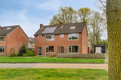 Woning Wethouder Iwe Hutstraat 21 Leek