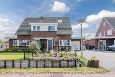 Woning Carstensdijk 32 Elim