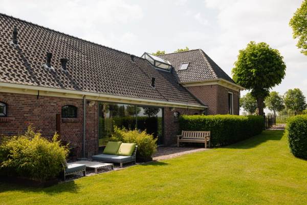 Woning Ouderkerkerdijk 245 Amsterdam