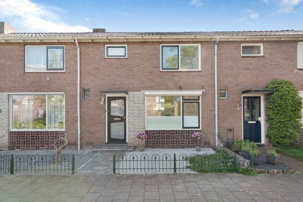 Woning Van Hallstraat 2 Meppel