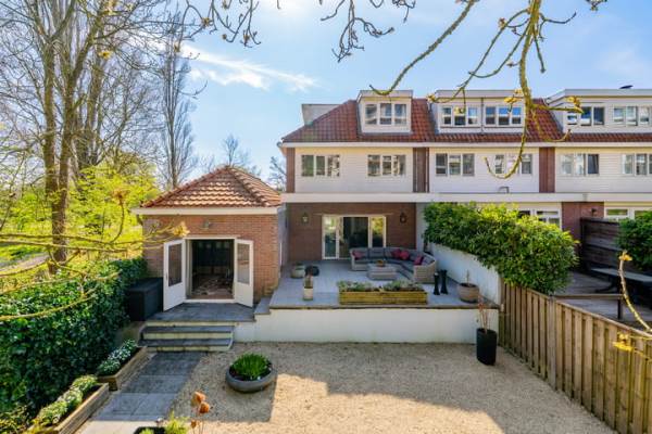 Woning Ouderkerkerlaan 112 Amstelveen