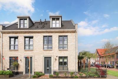 Woning Bloemkamp 15 Bunschoten-Spakenburg