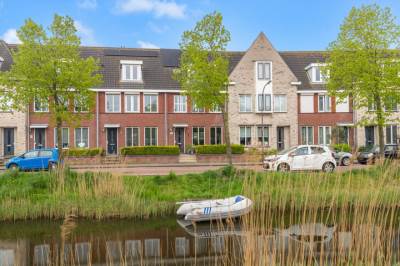 Woning Aan de Kromme Sloot 125 Uitgeest