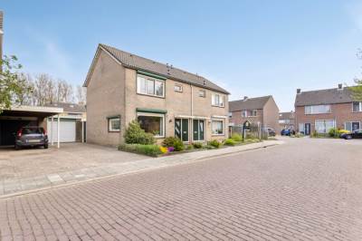 Woning Rembrandtstraat 27 Heinkenszand