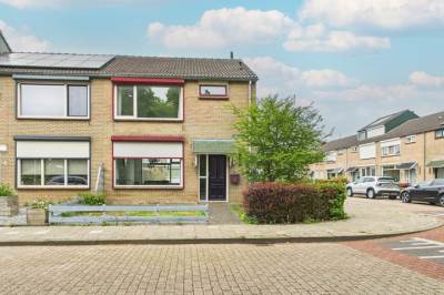 Woning Anemonenlaan 2 Hoek