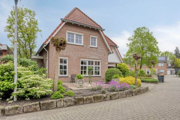 Woning Mertenshof 2 Weerselo