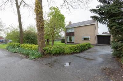 Woning Stationsweg 13 Visvliet