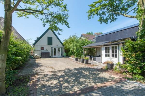 Woning Kanaaldijk 17 Koedijk (Gem. Dijk en Waard)