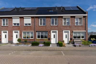 Woning Sportlaan 7 Almkerk