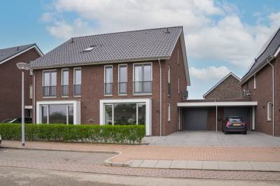 Woning Kievit 70 Maurik