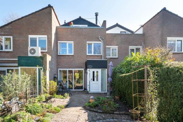 Woning Pieter Wariuslaan 137 Midwoud