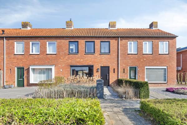Woning Julianastraat 8 Vogelwaarde