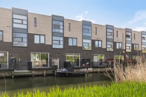 Woning Spitsbergen 77 Almere