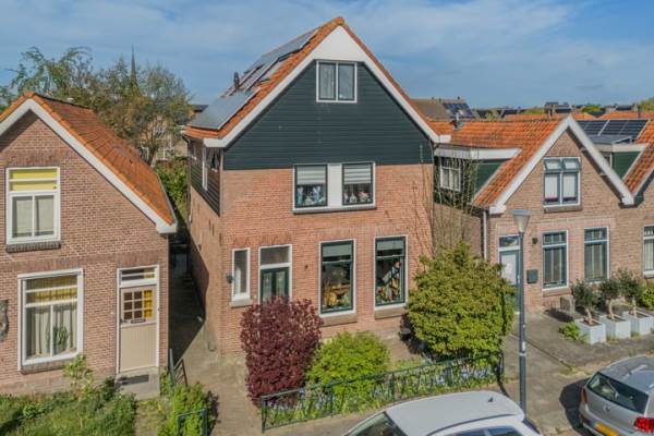 Woning Emmastraat 11 Oud-Beijerland