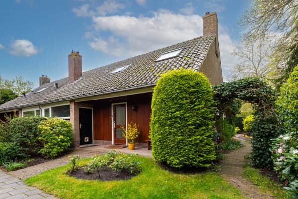 Woning Charlotte de Bourbonlaan 5 Naarden