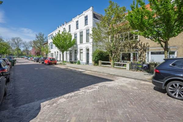 Woning Roodenburgerstraat 12 Leiden