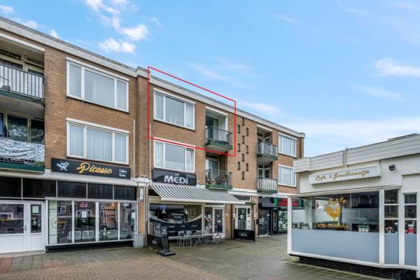 Woning Hertog Karellaan 17 Tiel