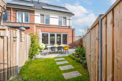 Woning Esdoornlaan 1 Sleeuwijk