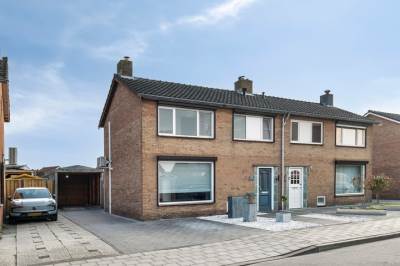 Woning Pastoor Mertensstraat 9 Sint Jansteen