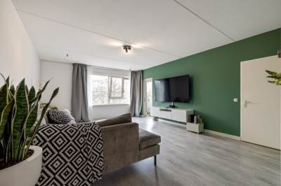 Woning Montfoorthof 71 Amsterdam