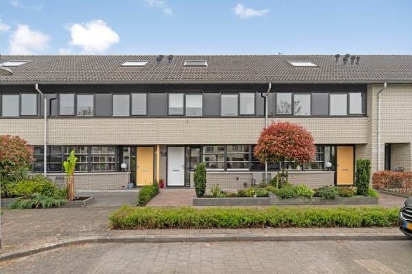 Woning Jacques Tatilaan 141 Almere