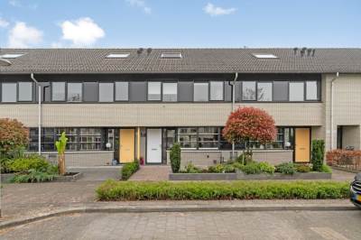 Woning Jacques Tatilaan 141 Almere