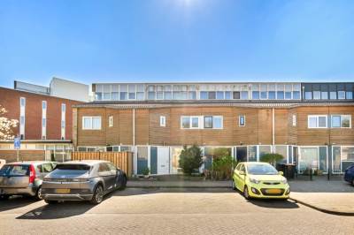 Woning J. Paxtonstraat 8 Velserbroek