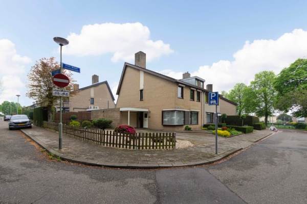 Woning Prins Willem Alexanderlaan 25 Bunde