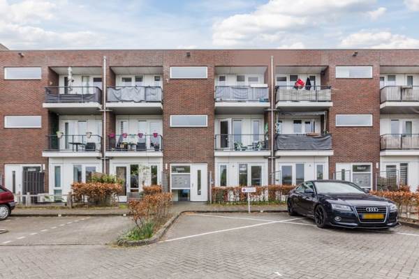Woning J.G. Waltherhof 101 Almere