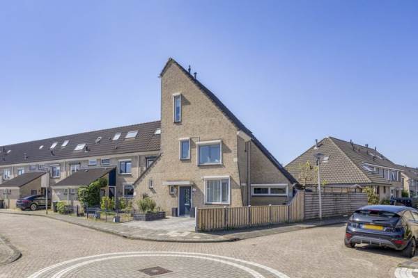 Woning Roosje Vosstraat 14 Spijkenisse