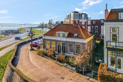 Woning Tolhuiswal 29 Tiel