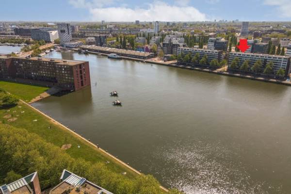 Woning Veemkade 1086 Amsterdam