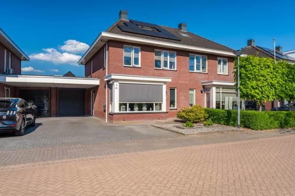 Woning De Landerijen 79 Hoogezand