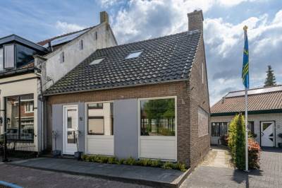 Woning Stationsweg 7 Dirksland