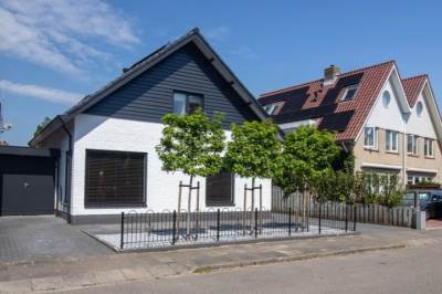 Woning Raadhuislaan 10 Leimuiden