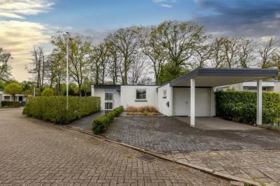 Woning Simon Vestdijkstraat 1 Hengelo (OV)