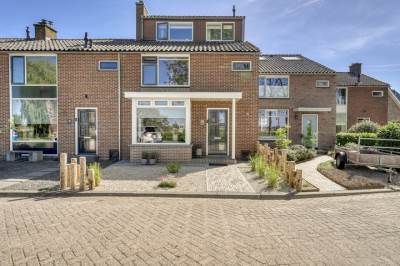 Woning van Leeuwenhoekweg 14 Benthuizen