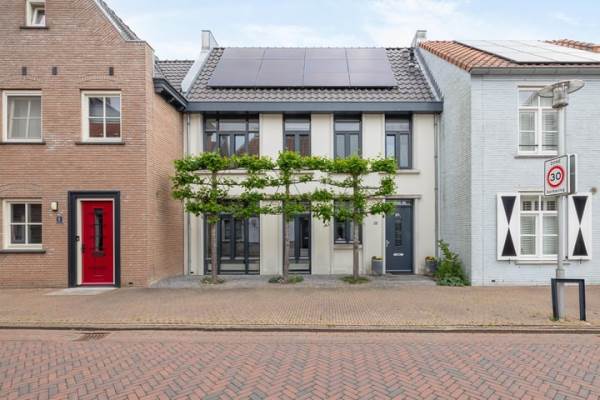 Woning J. Reyneke van Stuwestraat 13 Maarssen