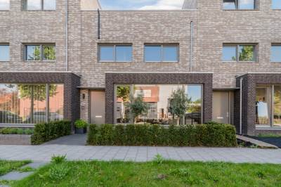 Woning Jo van Ammersstraat 1D Rijen