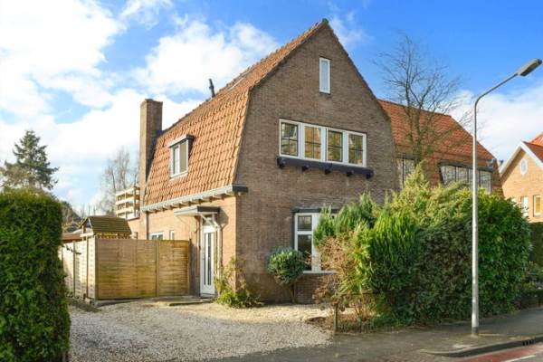 Woning Celebeslaan 1 Hilversum