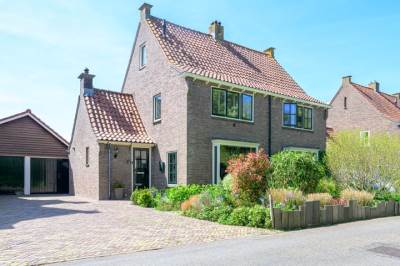 Woning Bosstraat 65 Winkel