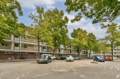 Woning Dikninge 133 Amsterdam