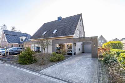 Woning Stinzelân 8 Minnertsga