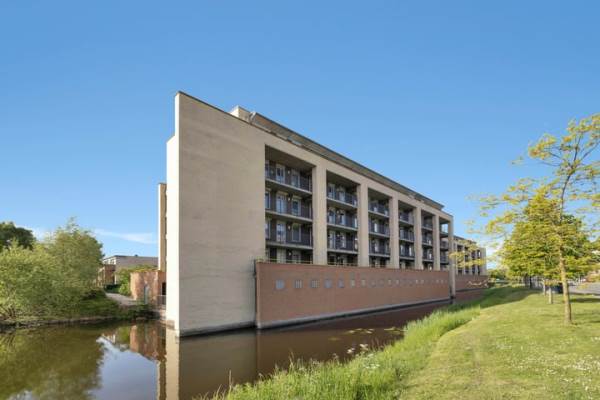 Woning Etudestraat 47 Hellevoetsluis