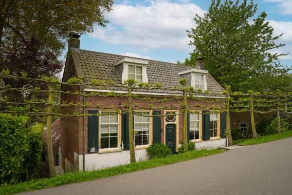 Woning Zuiderlingedijk 179 Spijk (Gem. West Betuwe)