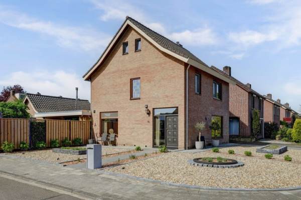 Woning Elzenweike 16 Heibloem
