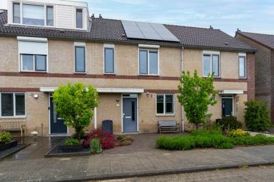Woning Vlinderslag 28 Almkerk